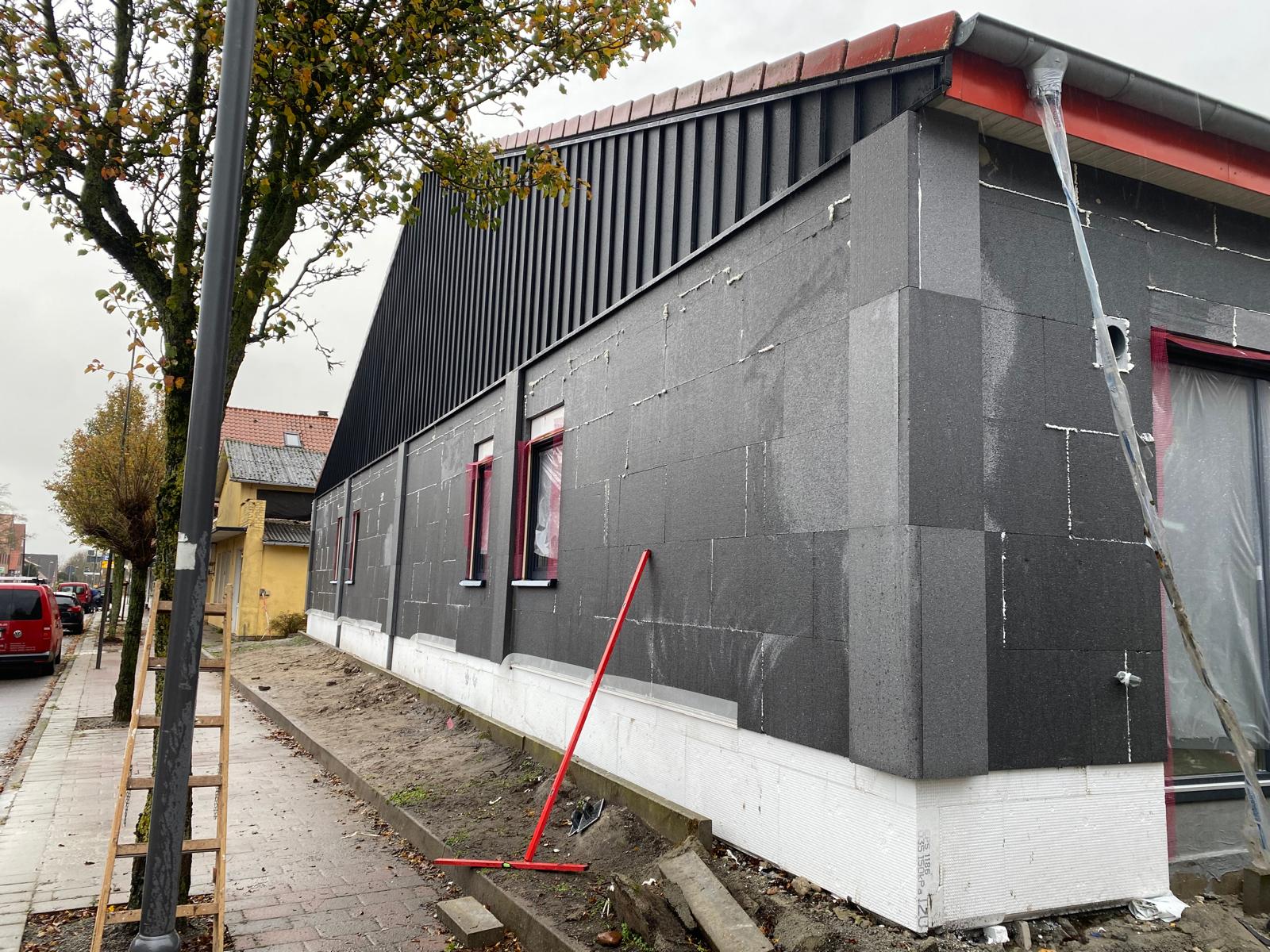 WDVS-Dämmplatten montiert